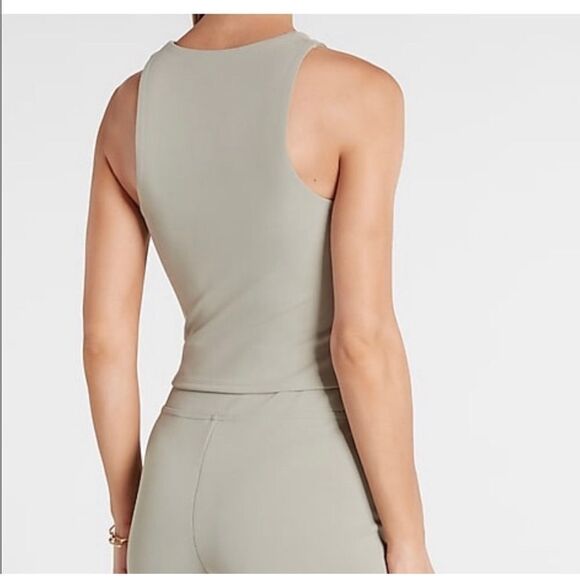 NWT Express Body Contour High Compression High Neck Cropped Tank Sage- Size XS - Picture 2 of 8